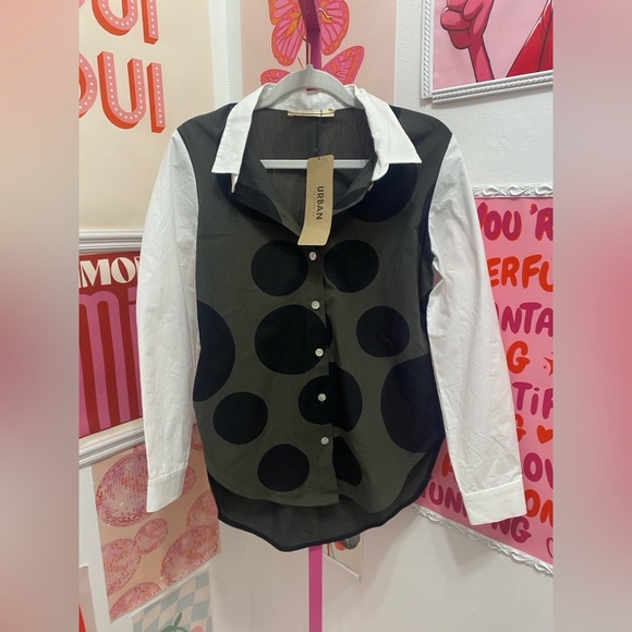 NWT URBAN BY ALEMBIKA URBAN DOTS
BUTTON DOWN SHIRT, Green - Picture 3 of 8